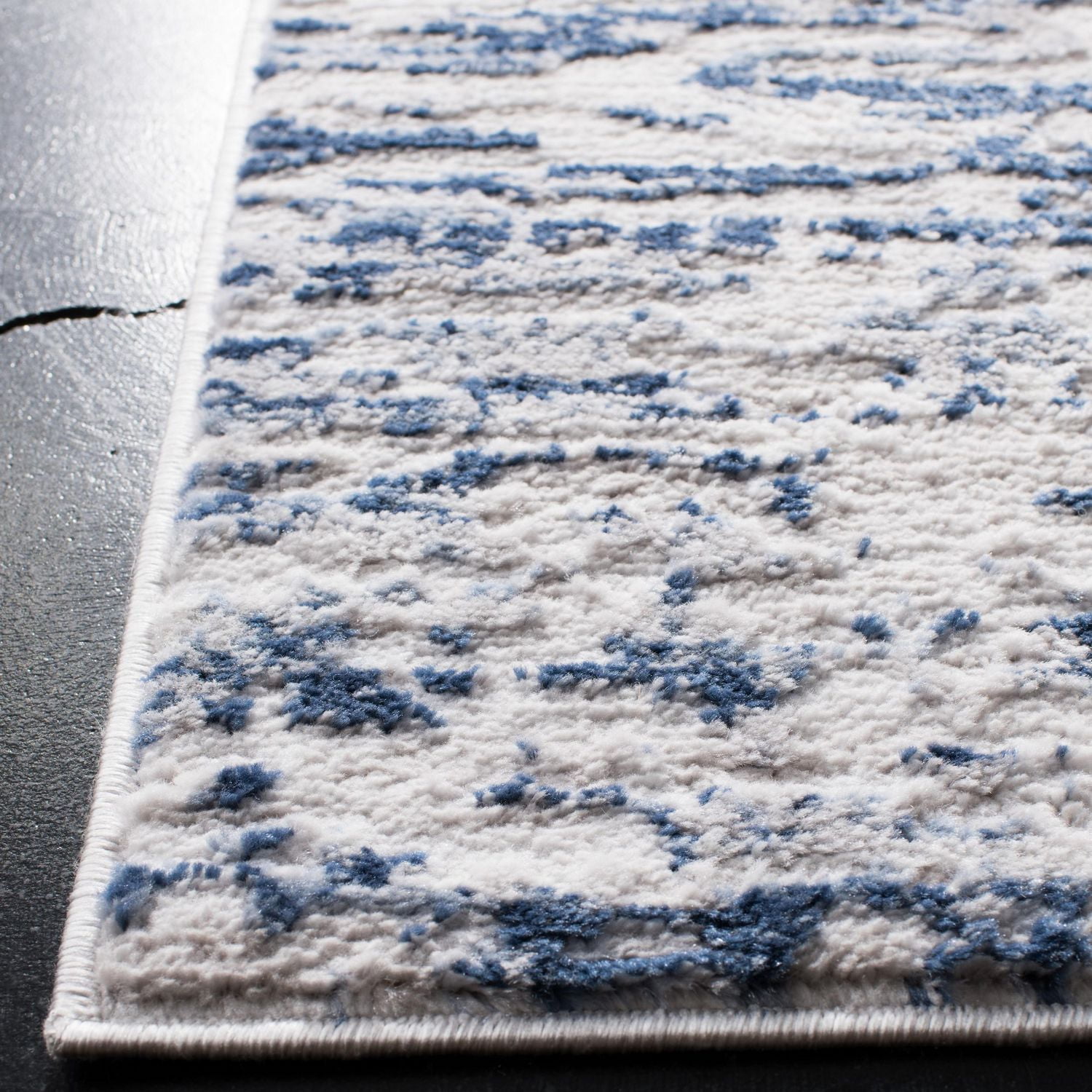 SAFAVIEH Amelia Lester Tapis Abstrait