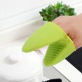 thumbnail image 2 of Cooking Glove, Heat Resistant Mitten Design Microwave Oven Silicone Healthy Anti Slip  For Kitchen, 2 of 7