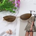 thumbnail image 3 of FEISEDY Fashion Designer Sunglasses Retro Small Petals Shape Arc Temple Design B2298, 3 of 6