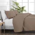 thumbnail image 4 of Bare Home Ensemble de Courtepointe - 2 Pcs - Couvre-Lit Matelassé à Losanges - Lit Simple/simple TG, Taupe, 4 of 5