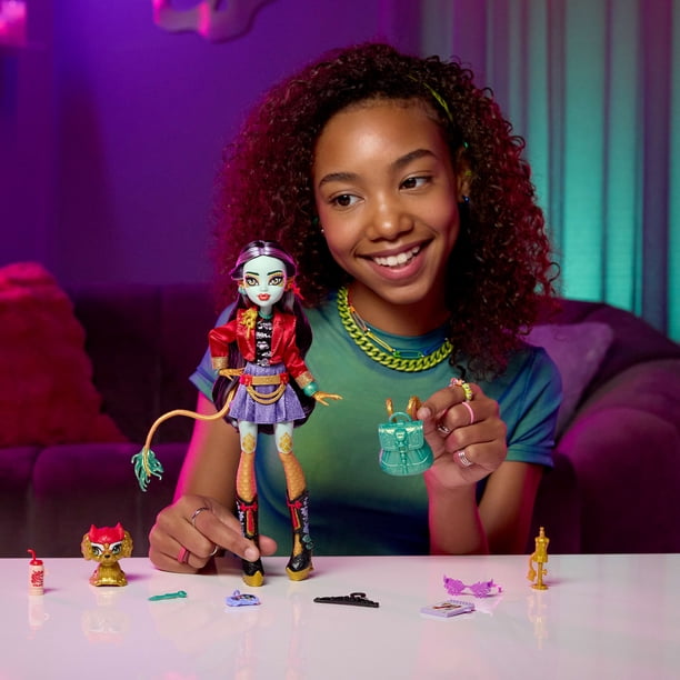 Monster High Poupee Animals Monster High Poupee Avec Animaux Monster High Clawdeen Wolf Avec Animal De  Compagnie Poupée