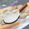 thumbnail image 4 of yingyy Multifonctionnel Rond en Bois Poignée Gâteau Pizza en Acier Inoxydable Pizza Maison Cuisine Outil de Cuisson, 4 of 5