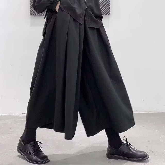 Lefu Mens Gothic Dark Style Loose Cropped Hakama Wide Leg Design Sense Samurai Pants