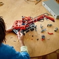 thumbnail image 2 of LEGO Technic La machine de manutention 42144 Ensemble de construction (835 pièces), 2 of 6