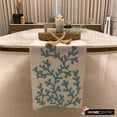 thumbnail image 2 of Le chemin de table en soie décoratif HomeCentric 14 x 60 pouces, broderie perlée, chemin de table fait à la main - Beach Coral, 2 of 10