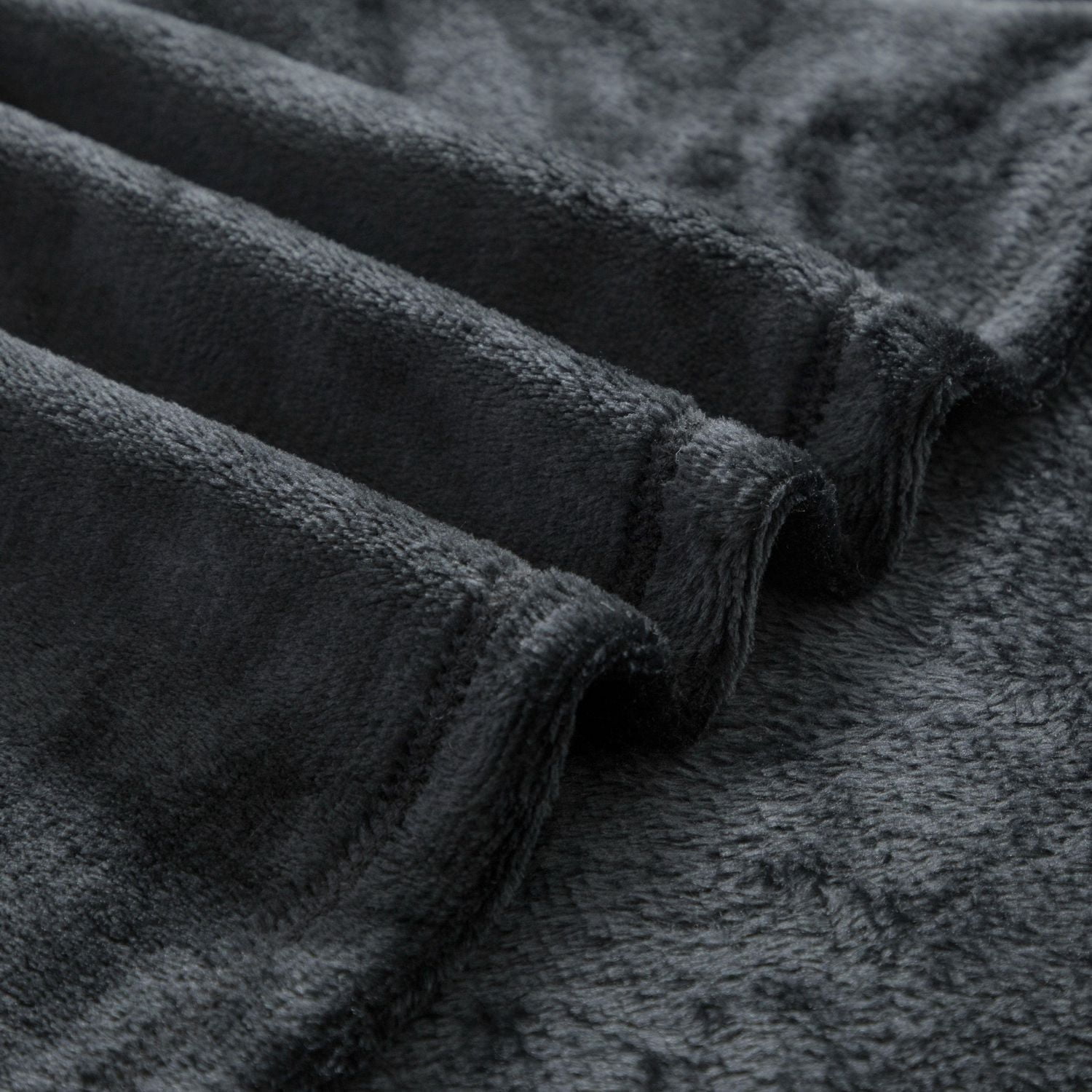 Mainstays Plush Throw Blanket Black