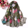 thumbnail image 2 of Foulard en Soie pour Femmes en Liquidation Mode Femmes Impression de Roses Longue Foulard Douce Châle Foulards en Soie Simulée, 2 of 2