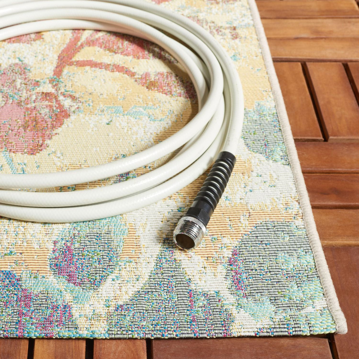 SAFAVIEH Barbados Andy Floral Indoor/Outdoor Area Rug