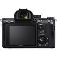 thumbnail image 2 of Sony Alpha a7 III Appareil Photo Numérique Sans Miroir (Boîtier Seulement), 2 of 10