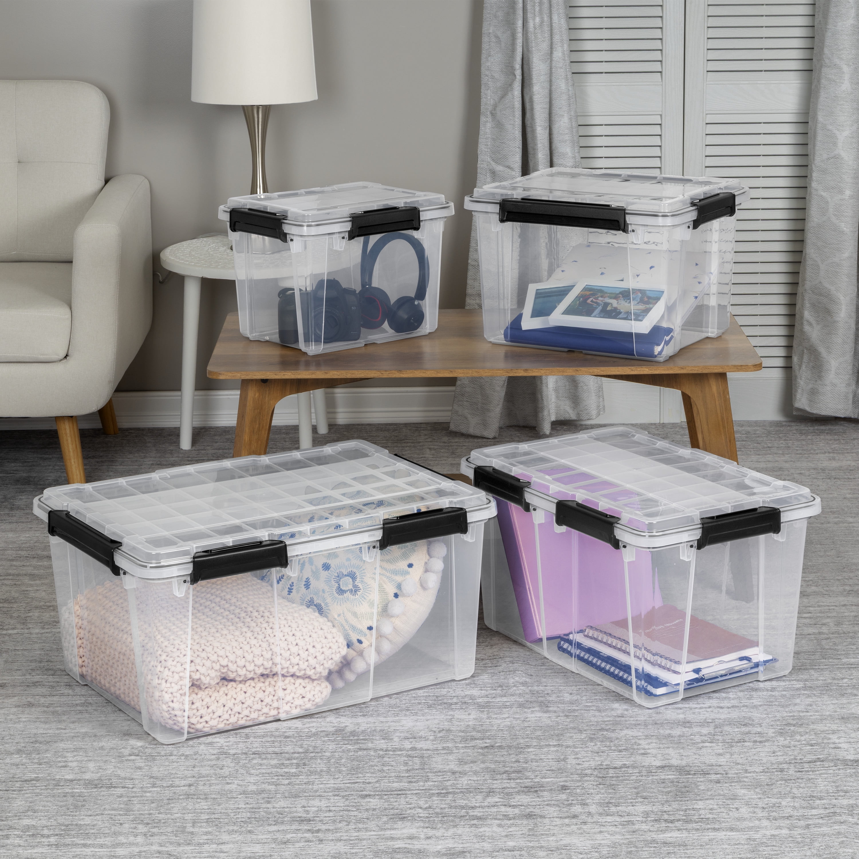 Boîte à joint d’étanchéité 76L de Sterilite imperméable, bac de rangement en plastique transparent étanche avec couvercle et loquets durables, noir