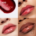 thumbnail image 2 of L’Oréal Paris Huile à Lèvres Teintée Plump Ambition, Brillant à lèvres repulpant, Léger picotement, Non collant, Hydratant, infusé d'acide hyaluronique, CHERRY CHÉRIE, 5 ml, 2 of 9
