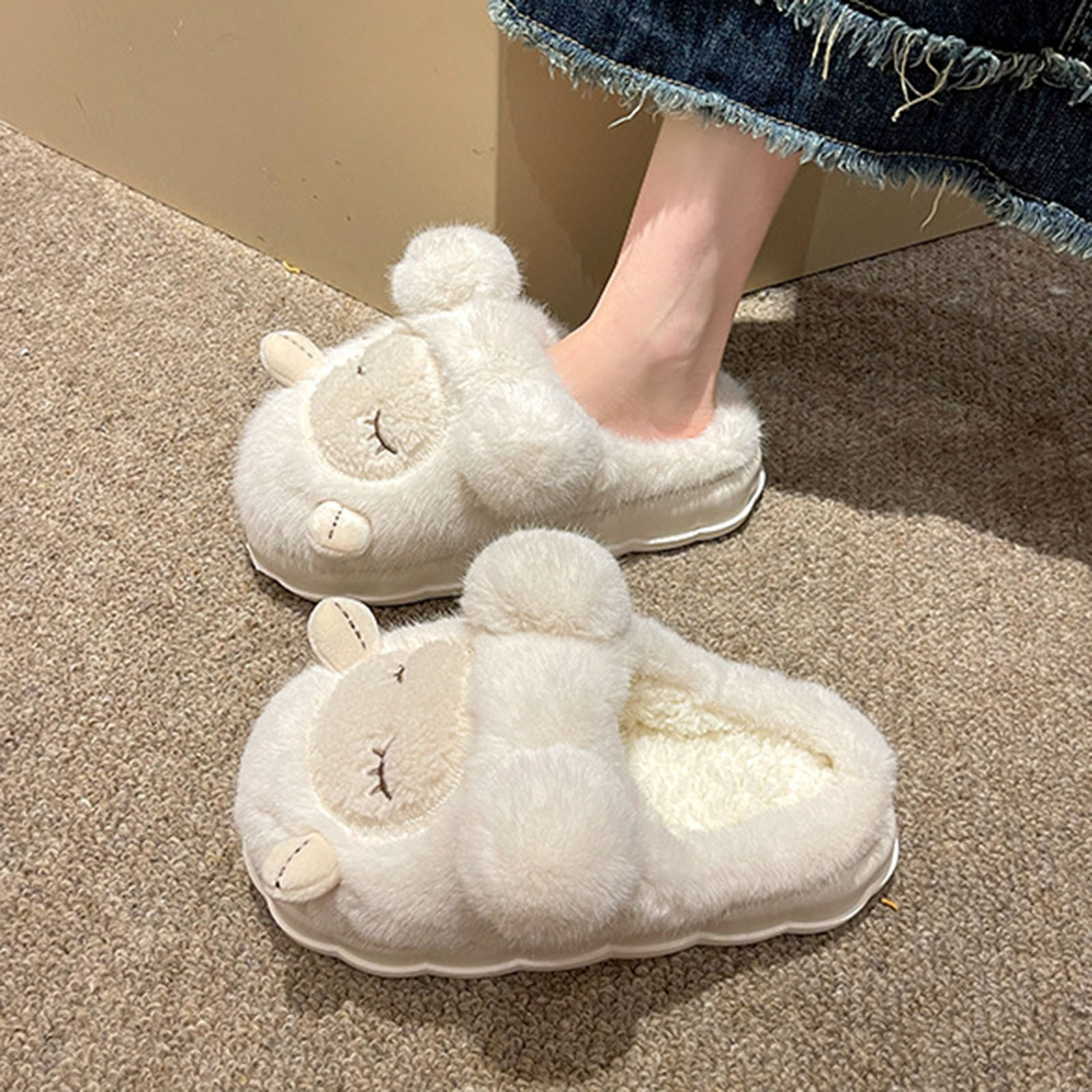 Chaussures Femmes Chaudes Mignonnes Boule en Peluche Maison Tête Ronde Semelle Douce Pantoufles en Coton Pantoufles pour Femmes Intérieur en Liquidation