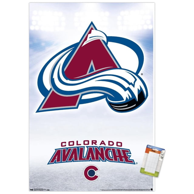 LNH Colorado Avalanche' Colorado Avalanche - Affiche Murale Logo 17, 22,375 Po x 34 Po Encadrée Mettant en Vedette le Logo Colorado Avalanche avec un « a » Bourgogne Enveloppé d'Un Graphique d'Avalanche Enneigée Blanc et Bleu sur un Fond Texturé de Glace Bleu Pâle et Blanc, avec « Texte en Bourgogne et Bleu Audacieux en Dessous, Convenant à la Déco Murale à Thème Sportif pour la Maison Ou les Bureaux.