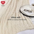 thumbnail image 4 of Fil Red Heart® Hygge™, Acrylique-Nylon #5 Encombrant, 5oz/141g, 132 Verges, 4 of 8