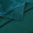 thumbnail image 2 of Barefoot Bungalow Ensemble de Courtepointe en Velours Riviera Surdimensionné, 3 Pcs Full/Queen, Turquoise, 2 of 5