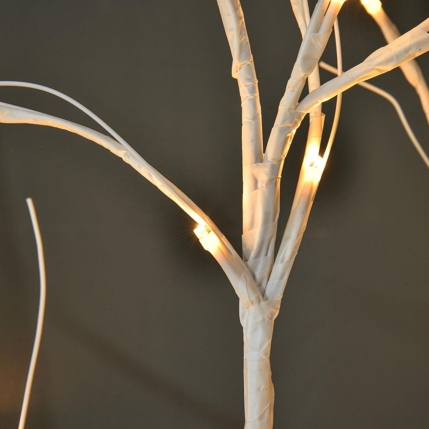 Outsunny 5FT lampe d'arbre artificiel avec 58 LED chaudes et 8 modes d'éclairage, bricolage pour la fête de mariage d'anniversaire en extérieur et en intérieur