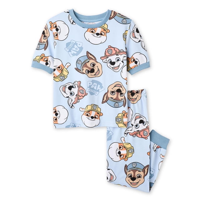 Pat' Patrouille Ensemble de Pyjama Deux Pièces pour Tout-Petits Garçons, T-shirt à Manches Courtes Col Ras du Cou Centré et Orienté vers l'Avant avec Pantalon jogger Assorti à Imprimé Intégral Paw Patrol; Tricot Savoureux (67 % polyester, 25 % polyester Recyclé, 8 % Élasthanne), Taille Élastiquée et Poignets Ajustés sur Fond Blanc, Idéal pour Dormir et Se Détendre et Souvent Utilisé pour les Sieste en Voyage.