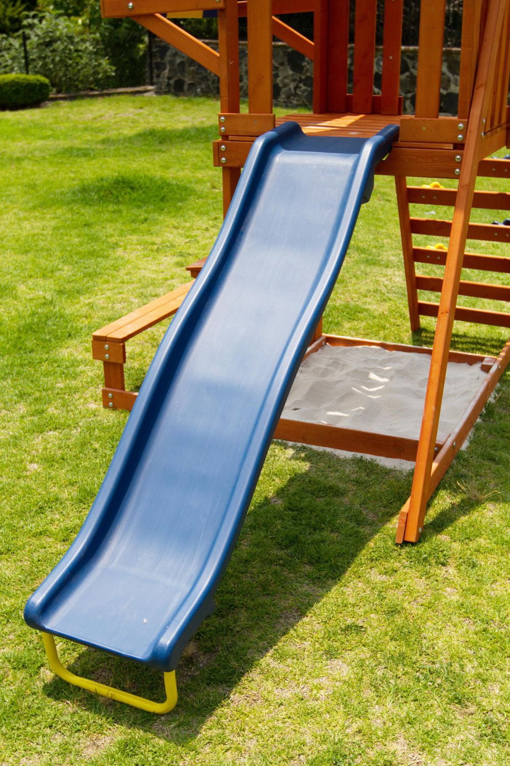 Sportspower Sunnyslope Wooden Swing Set, Kids outdoor play equipment
