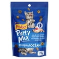 thumbnail image 2 of Purina Friskies Party Mix Croquant Océan Gâteries pour Chats 170g, 2 of 10