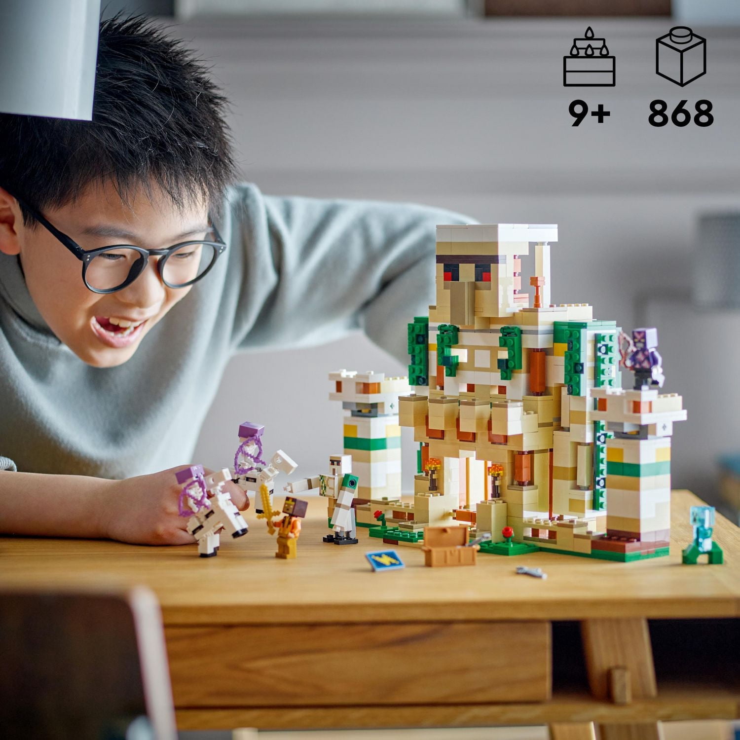 LEGO Minecraft The Iron Golem Fortress 21250 Building Toy Set, Playset Featuring a Crystal Knight and Golden Knight, A Fortress and a Giant Golem, Build and Display Minecraft Toy for 9 Year Old Kids