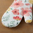 thumbnail image 2 of Home Trends Ensemble de gants de cuisine et maniques à fleurs, 2 pièces, 2 of 6