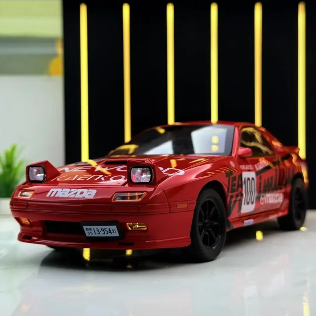 Modèle de Voiture en Alliage 1:24 Mazda RX7-FC Édition à Tirer Jouet Électrique Modèle de Voiture Avancé Objets de Collection en Boîte Rouge
