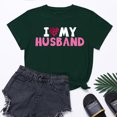 thumbnail image 1 of Meichang T-Shirts de la Saint-Valentin pour Femmes, Hauts Mignons avec Motif Cœur, Manches Courtes, Col Rond, Coupe Ample, 1 of 5
