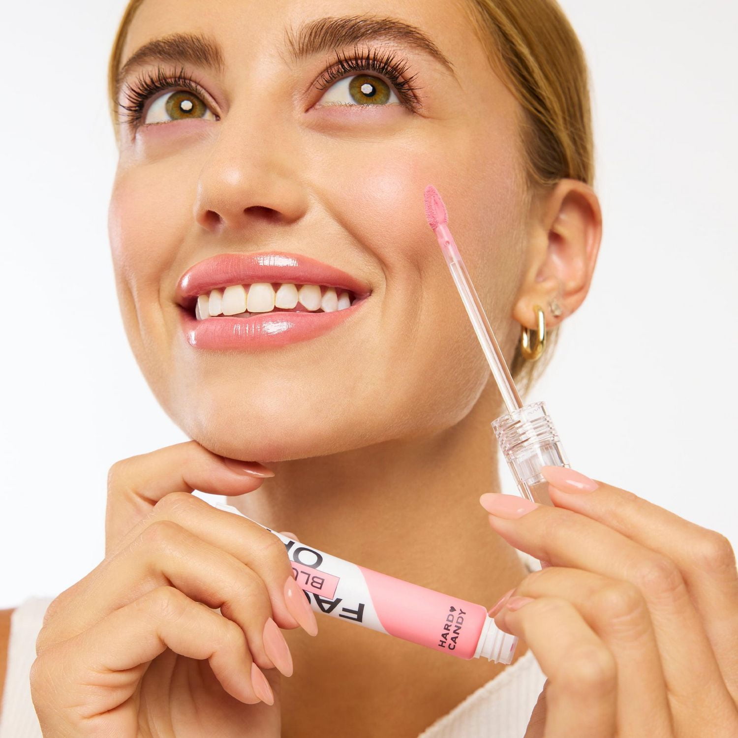 Hard Candy Face Off Fard à Joues Floutant, Couleur Liquide pour les Joues Modulable, Finition Mate