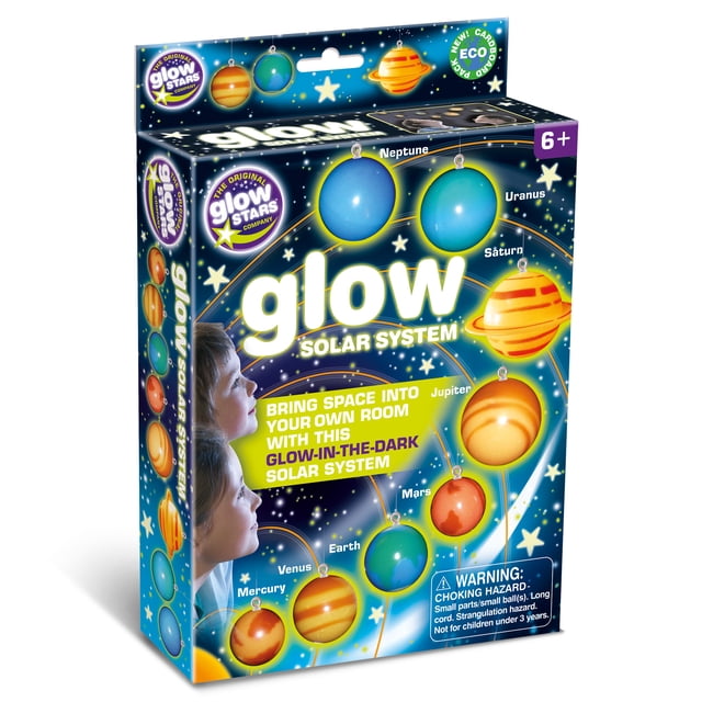 Brainstorm Toys Glow Solar System packaging showcasing a glowing solar system model with eight detailed planets and an illuminated sun. The motorized mobile features remote control and planets rotating on three independent orbits. Designed for ages 6 and up, it doubles as an educational tool and a glowing night light.