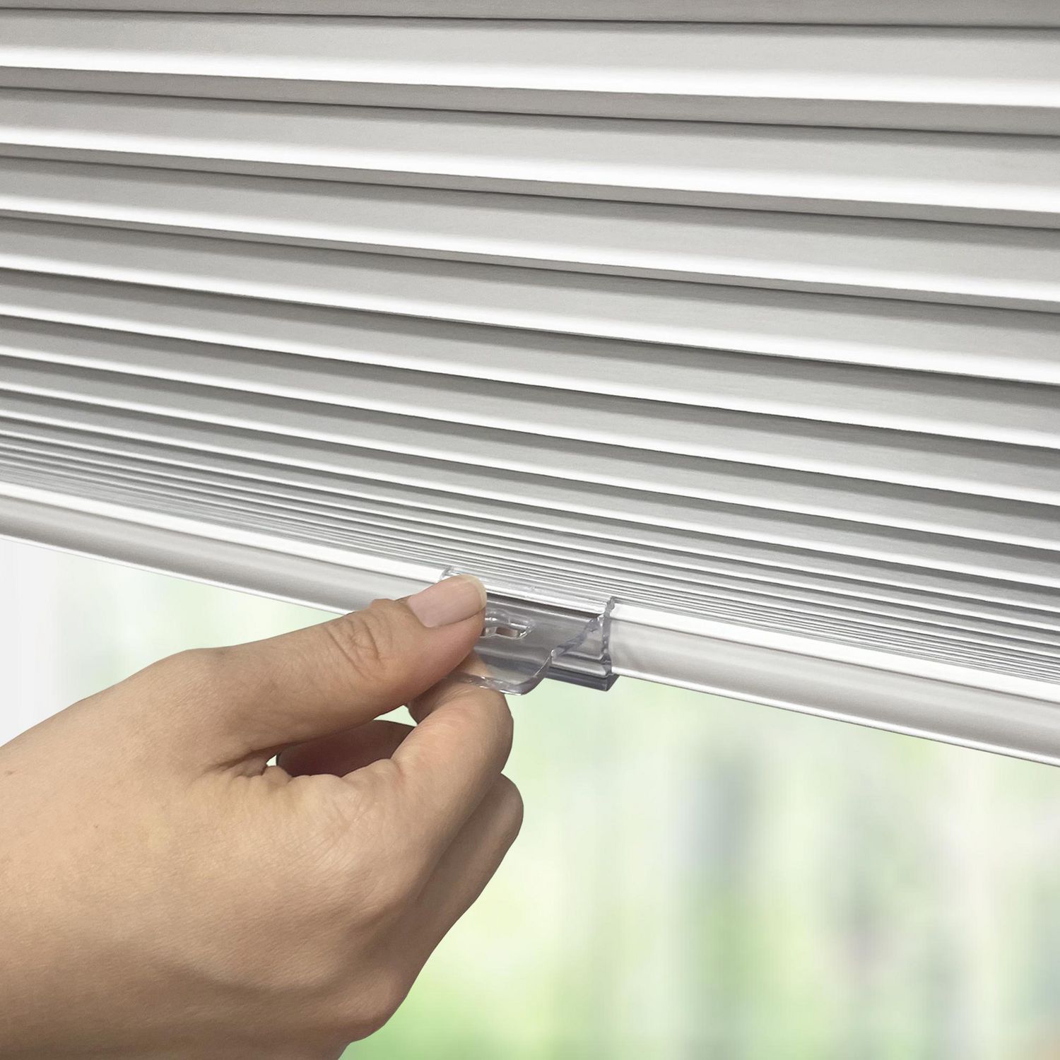 Mainstays 9/16" Cordless Room Darkening Cellular Shades