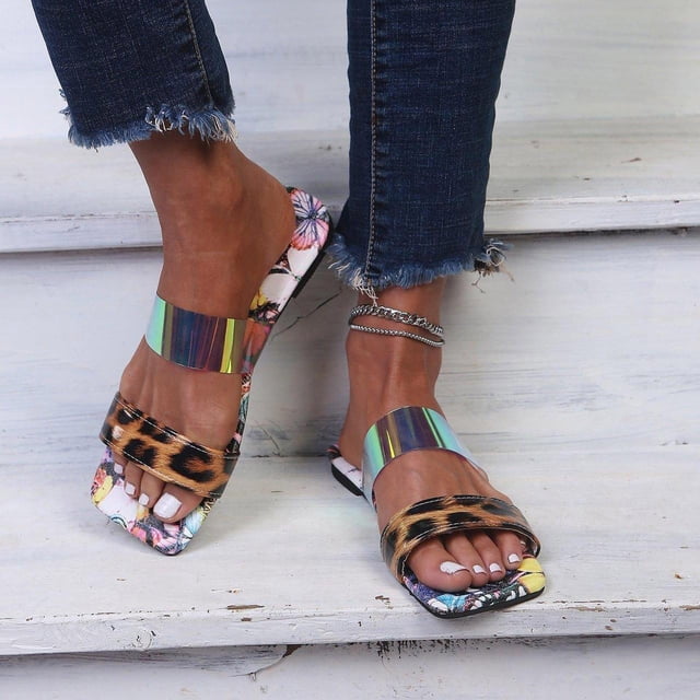 Mefallenssiah Sandales pour Femmes Mode Été Chaussures de Plage Léopard Sandales à Talon Plat