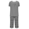 thumbnail image 4 of Timegard Ensembles de Pyjamas pour Femmes 2 Pcs Détente Col Rond Manches Courtes Haut Pantalon Capri à Rayures avec Poches Tenues, 4 of 7