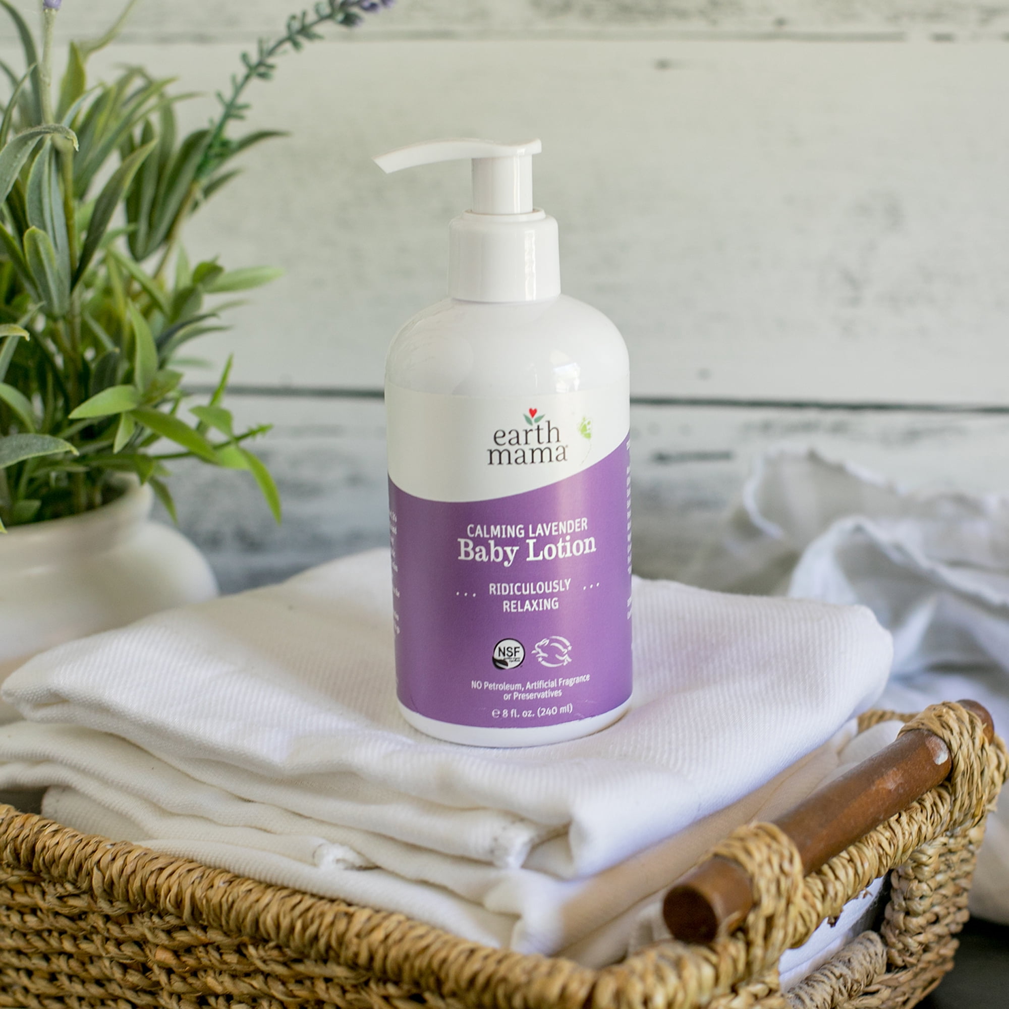 Lotion apaisante à la lavande pour bébé Earth Mama 6/240 ml