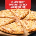 thumbnail image 4 of Pizza congelée Red Baron Four Cheese Classic Crust, 612 g Pizza glacée Red Baron Four Cheese Classic Crust 612 grammes, 4 of 6