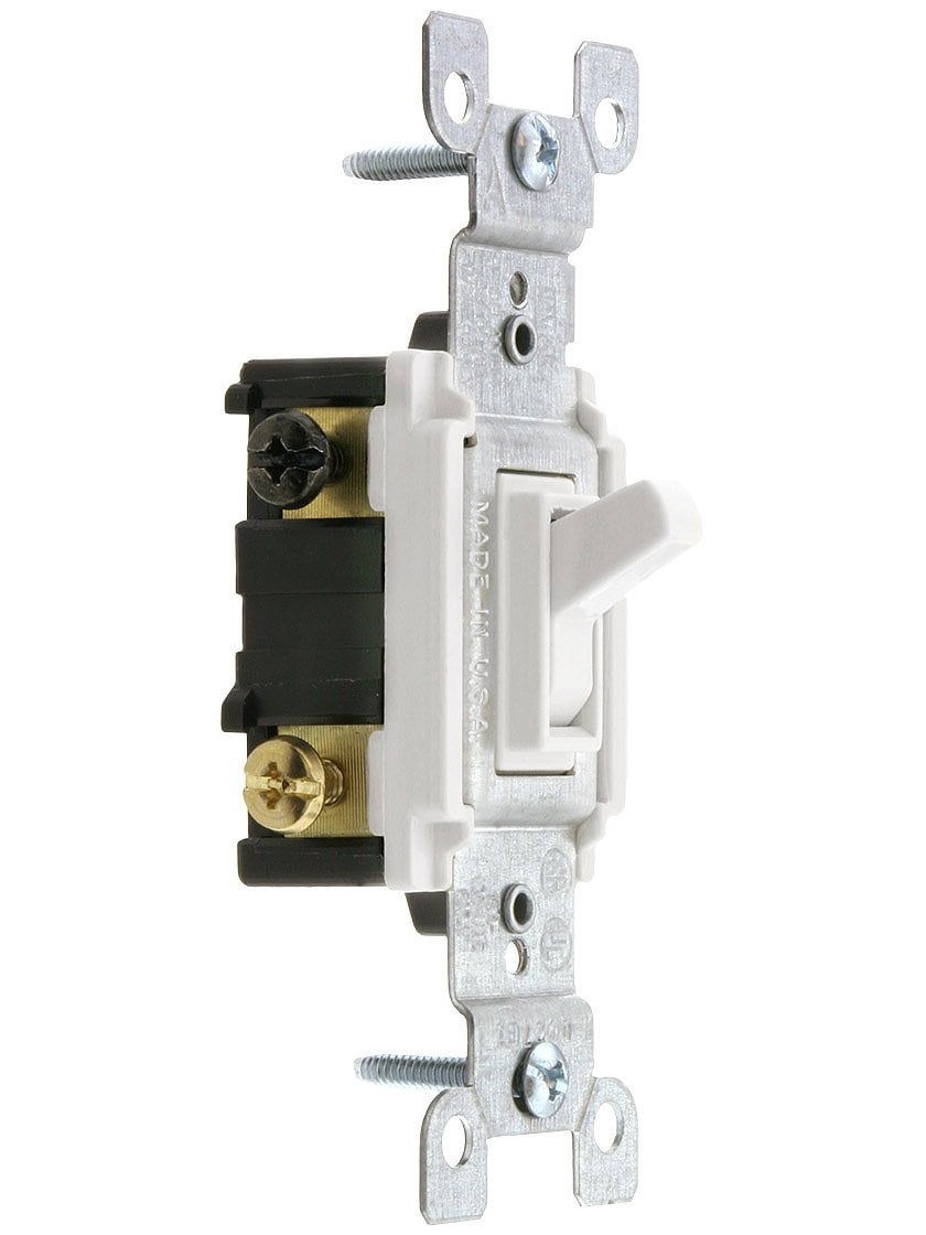 Leviton 1453-2W 15 Amp, 120 Volt, Toggle Framed 3-Way Ac Quiet Switch, Residential Grade, Grounding, Quickwire Push-In & Side Wired, White