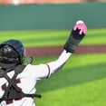 thumbnail image 1 of HOARBOEG Sliding Mitt, Baseball Sliding Mitt, Sliding Glove Baseball Softball Guard, Ergonomic Design Baseball Sliding Mitt Protect Fingers for Base Running, 1 of 6