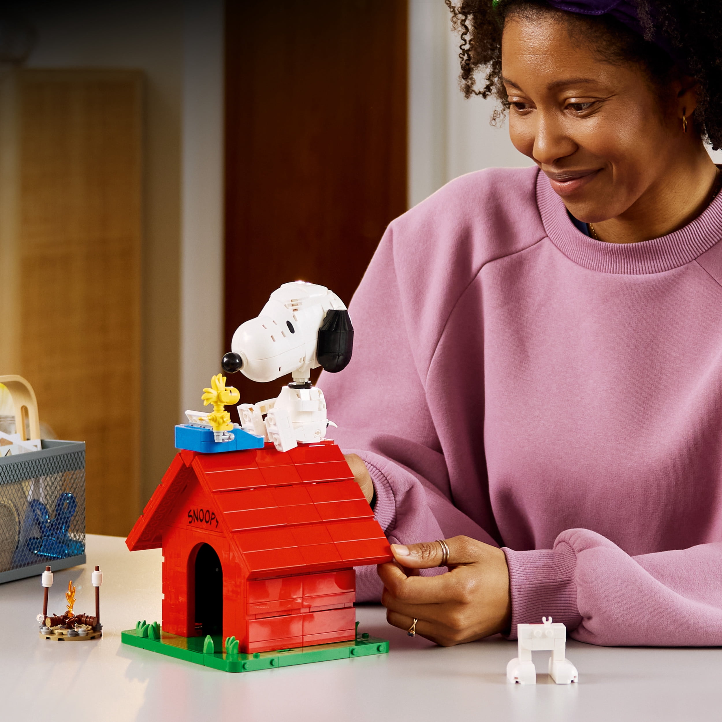LEGO Ideas Peanuts : La niche de Snoopy, Ensemble 21368