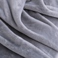 thumbnail image 2 of Jeté en Peluche Better Homes & Gardens Argent, 2 of 5
