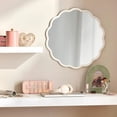 thumbnail image 2 of Bouclair Miroir Blanc à Bords Festonnés, 2 of 10