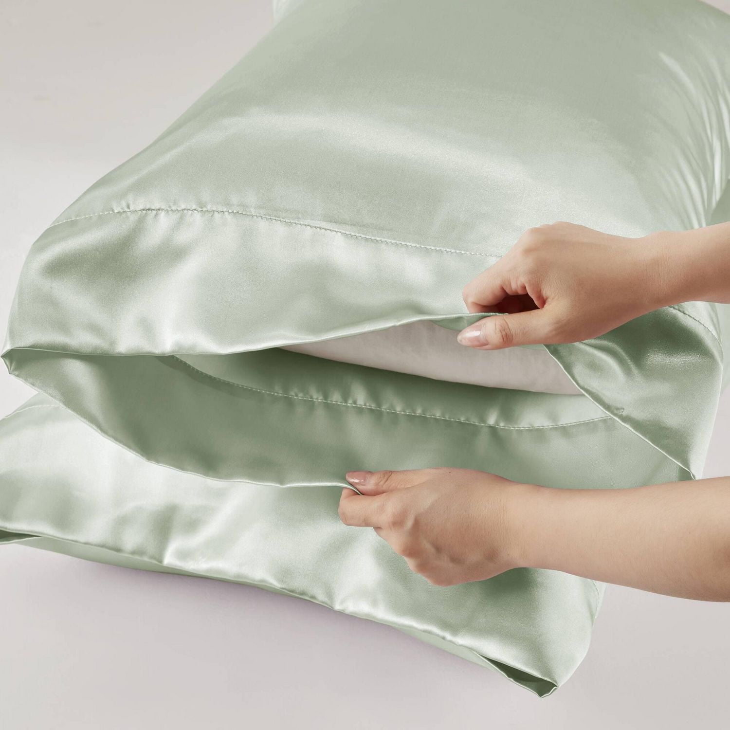 Ensemble de draps en satin Madison Park Essentials