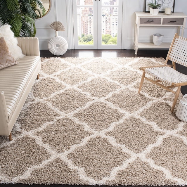 Safavieh Dallas Logan Geometric Shag Area Rug