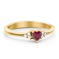 thumbnail image 1 of Bague Cœur avec Pierre de Naissance et Accents sur l'Épaule - Rubis (Juillet), 1 of 4