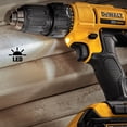 thumbnail image 4 of DEWALT 20V MAX Ensemble Combiné de Perceuse Sans Fil, 2 Outils (DCK240C2), 4 of 8