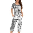 thumbnail image 1 of Ensemble de Pyjama Grande Taille Liquidation Ensemble de Pyjama à Manches Courtes pour Femme 2 Pcs Ensemble de Nuit d'Été Imprimé Floral Boutons Col Ras du Cou Pantacourt Ensembles de Pjs Pyjamas Chauds pour Femmes Nouveau Gris G, 1 of 5