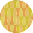 thumbnail image 1 of Ahgly Company Tapis Rond Lavable en Machine Intérieur Transitionnel Jaune Banane, 7 Pieds Rond, 1 of 7