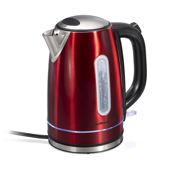 Hamilton Beach Bouilloire Électrique, Chauffe-Eau et Bouilloire, 1,7 Litre, Service Sans Fil, 1500 Watts pour Ébullition Rapide, Arrêt Automatique et Protection contre L'Ébullition à Sec, Rouge avec L