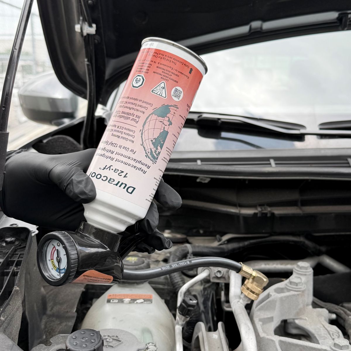 Réfrigérant de remplacement pour climatisation mobile Duracool® 12a-yf 8 OZ. Bidon les systèmes 1234yf. (Tuyau # YF3015) requis l'installation)