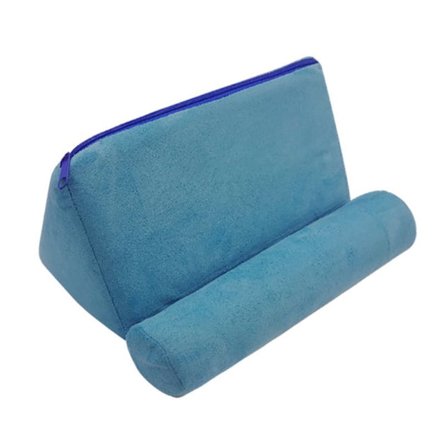 Book Couch iPad Stand, Tablet Stand and Book Holder, Reading Pillow Cushion in Bed at Home Travel, Lap Rest Support, Gift Idea Compatible with eReader/Kindle/Smartphone. A soft, blue microfiber tablet stand with a triangular backrest and cylindrical front support, designed for comfortable use on beds, sofas, or tables. The detachable and washable cover ensures durability and easy maintenance.