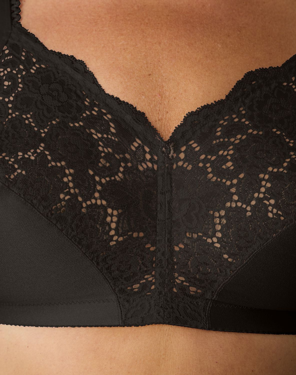 WonderBra Full Support Cushioned Strap Wireless Bra