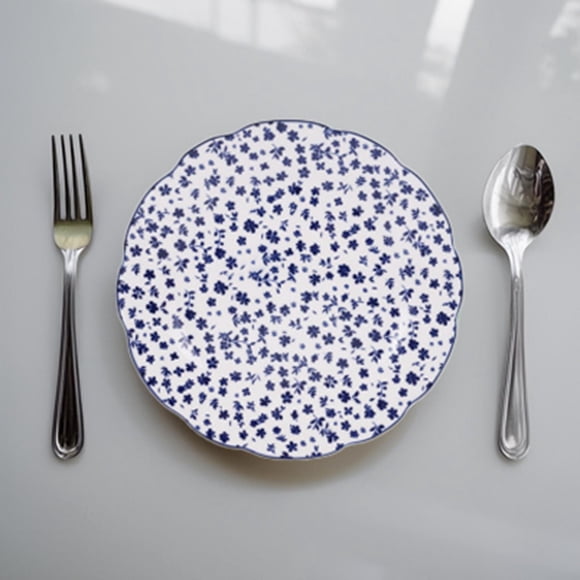 Mainstays 10.5" Pad printeddinner plate wave shape